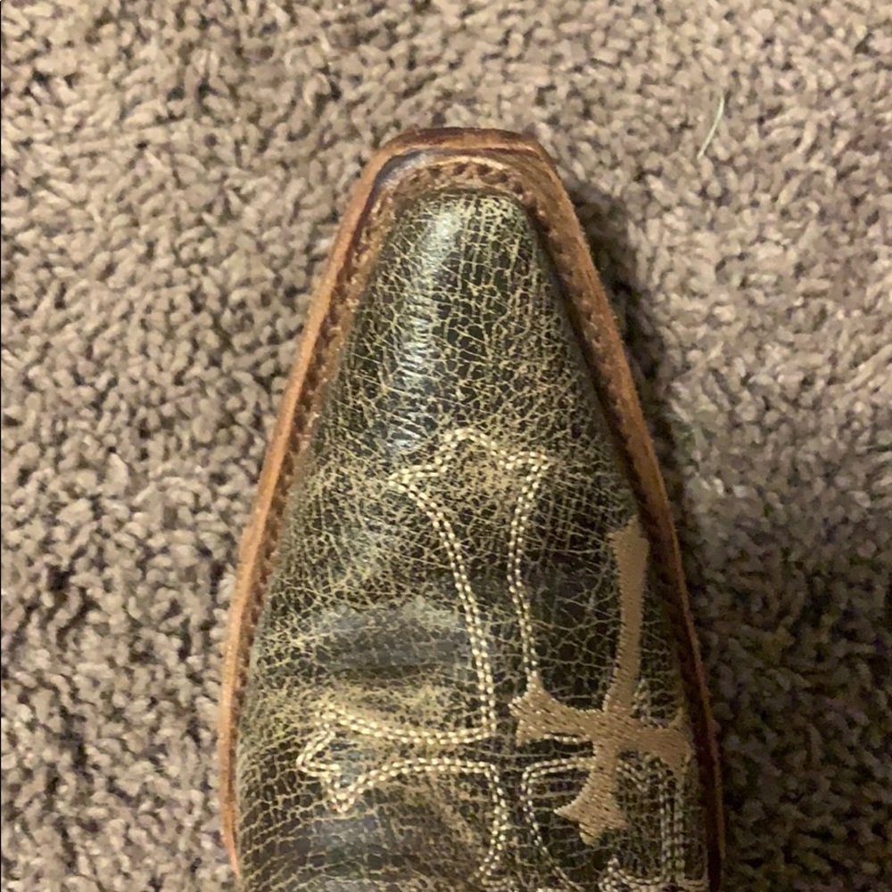Cross boots - Picture 4 of 4